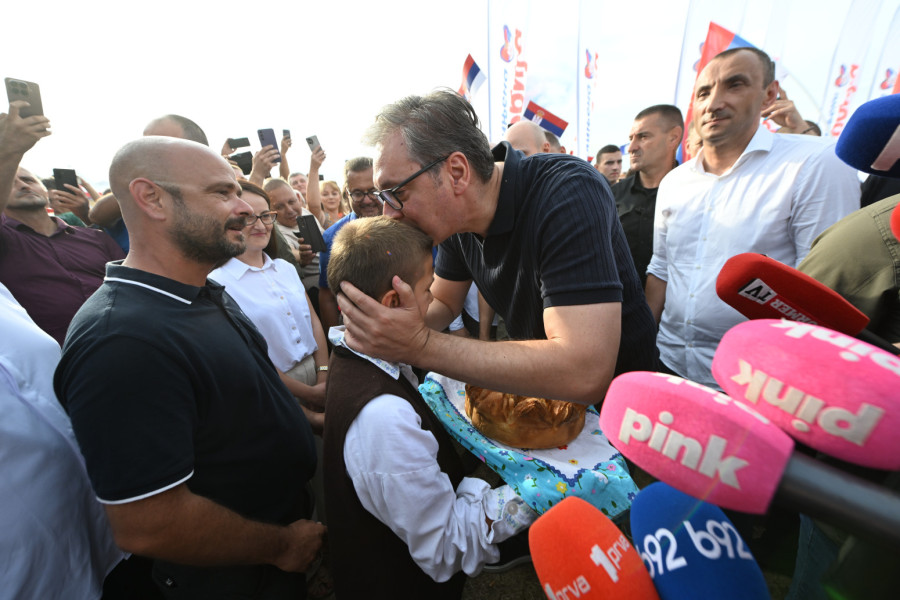 Četiri ključne Vučićeve poruke: Oprost, snažna srpska porodica ispred svega, nema zaštićenih i ispružena ruka