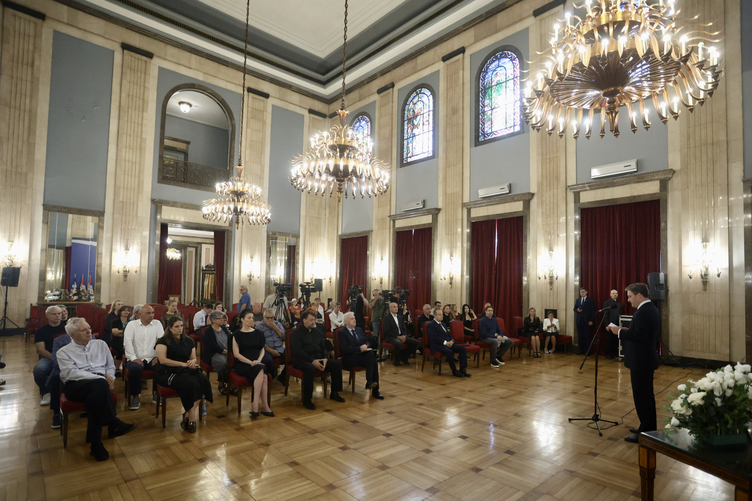 Održana komemoracija Oliveri Katarini: Bila je fenomen, simbol jedne ere VIDEO