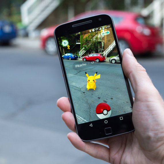 Igrali ste Pokemon Go? Vaša kamera je tajno obučavala vojne dronove