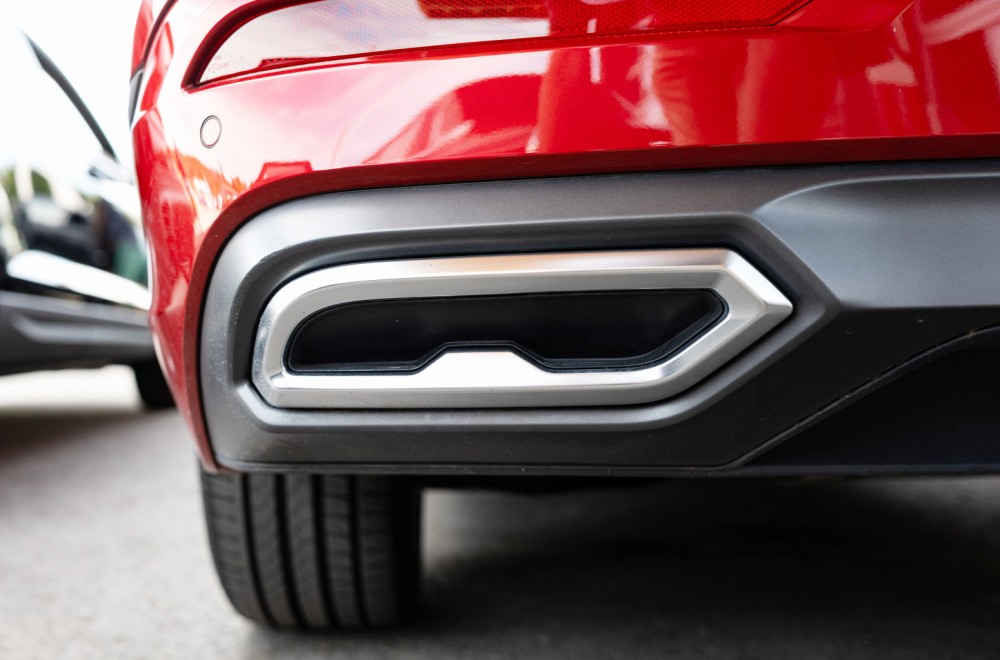 Zašto novi automobili imaju lažne završetke auspuha? Razloga je više