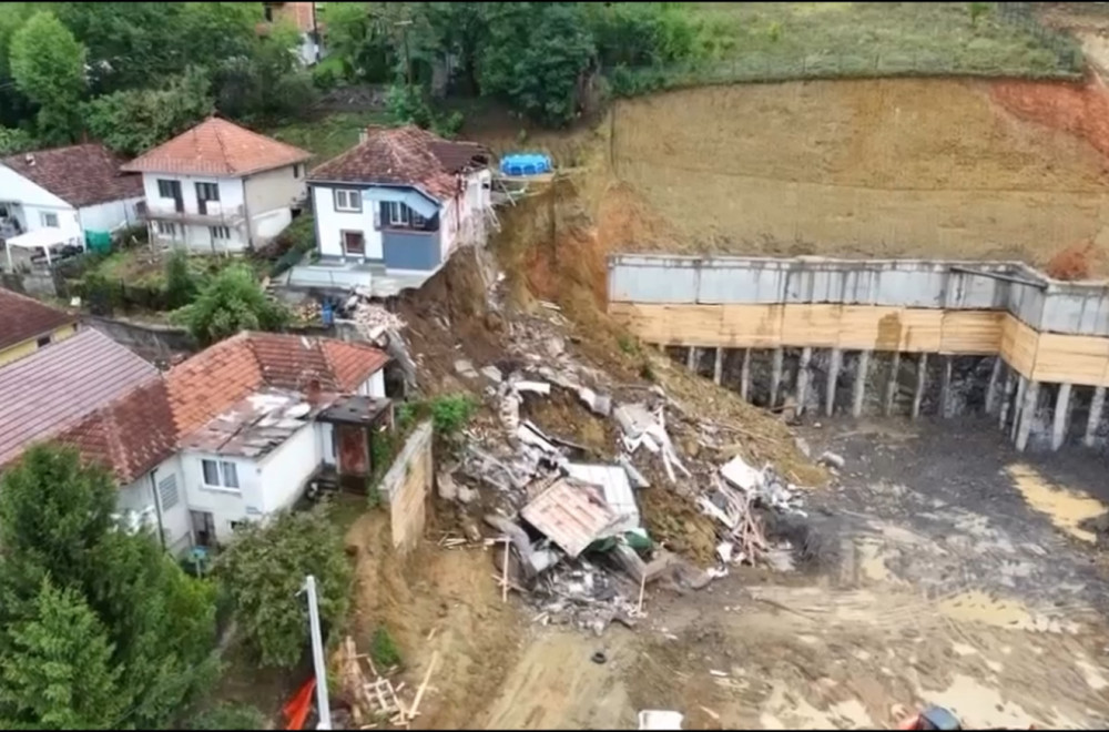 Drama se nastavlja u Novom Pazaru: Još tri kuće nebezbedne za stanovanje, oglasio se investitor