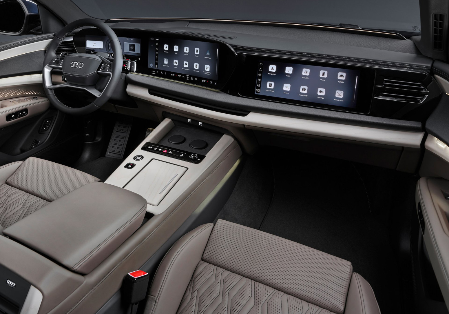 Audi predstavio svoj najveći SUV ikada: Ima stakleni krov veći od kreveta FOTO