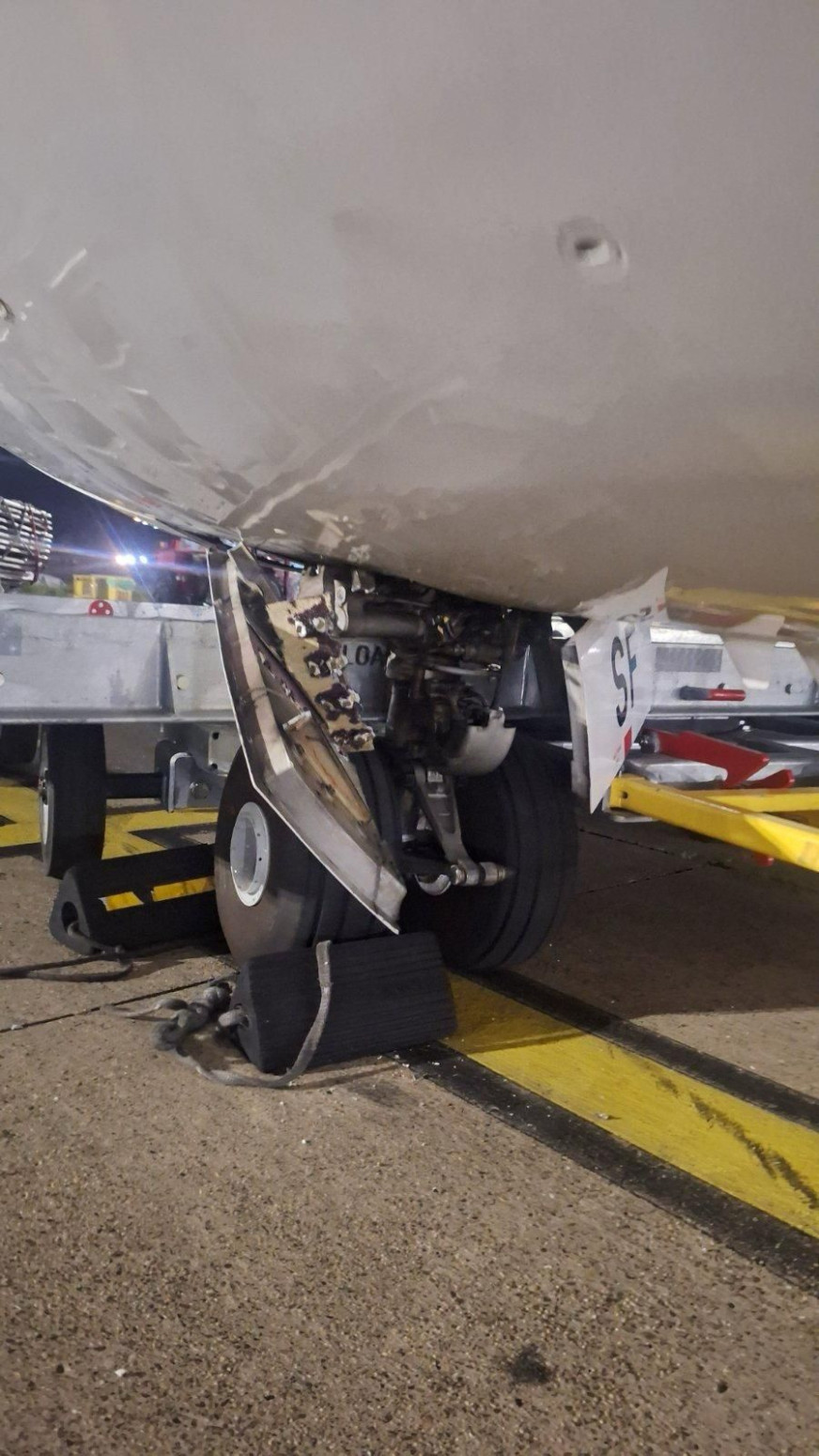 Avion Er Srbije van saobraćaja tri meseca: Oštećen tokom rada kompanije koja opslužuje Wizz air