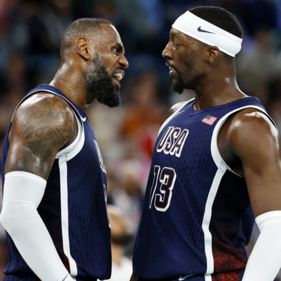 Adebajo poslao jasnu poruku Lebronu: "Razbiću ti guz**u!"