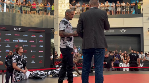 "Srbijo, mrzim što ovo moram da kažem, ali pobediću vašeg momka!" VIDEO