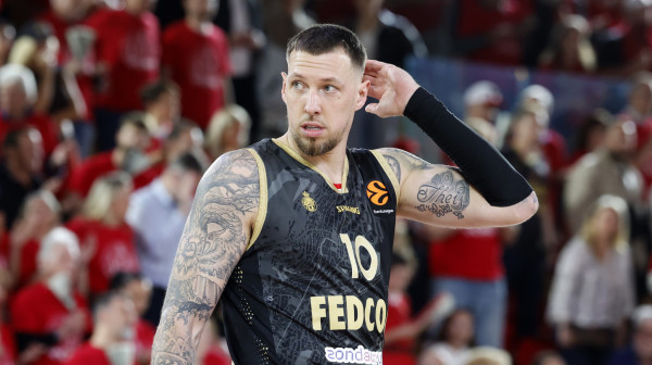 Tajs u centru NBA skandala