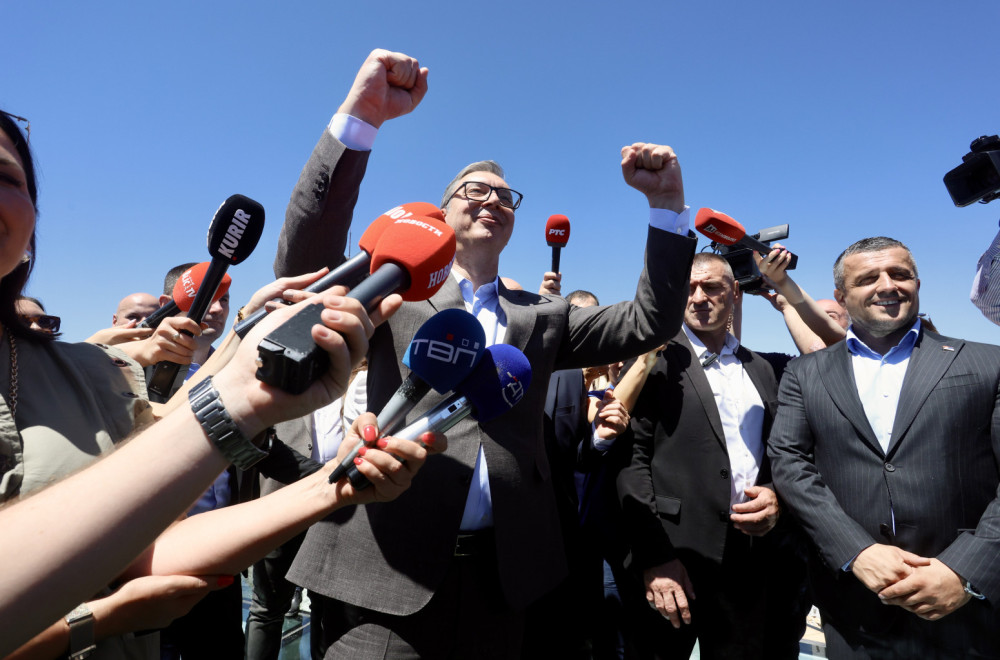 Od Kine do Orlovata, od Indije do šatora; "Vučićev tempo koji je teško pratiti – zato je na mestu predsednika"