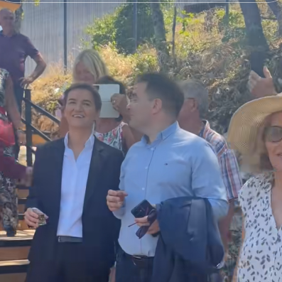 Vučić uputio javnu zahvalnost Ani Brnabić: "Gurala je ovo od početka do kraja" VIDEO