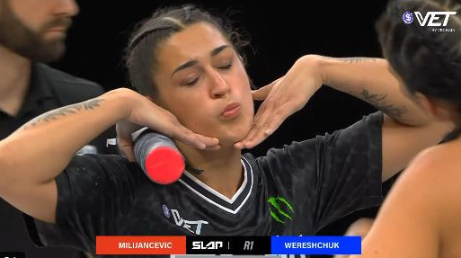 "Power Slap" šou u Areni: Srpkinja "našamarala" rivalku VIDEO