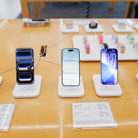 Pad prodaje pametnih telefona: Apple i Samsung jačaju, dok ostali tonu