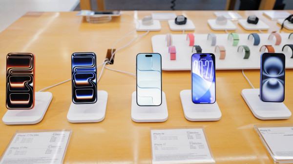 Pad prodaje pametnih telefona: Apple i Samsung jačaju, dok ostali tonu