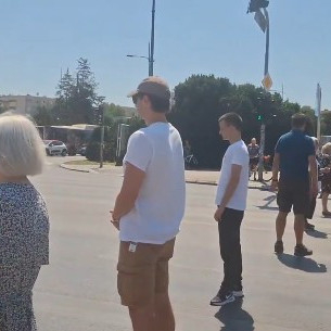 Blokade su prošlost – izgubile smisao; Samo nekoliko ljudi blokira saobraćaj u Novom Sadu VIDEO