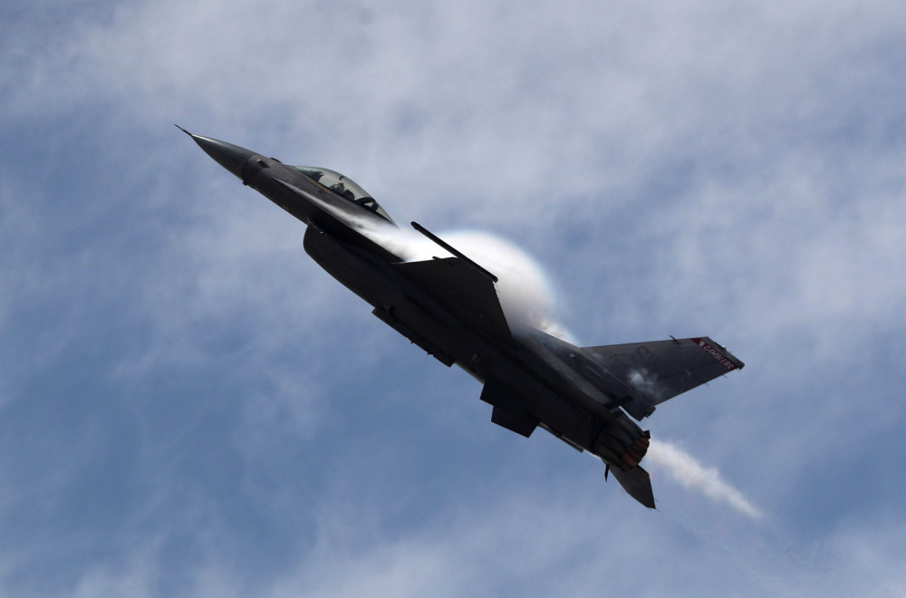 Napetost raste: NATO podigao F-16