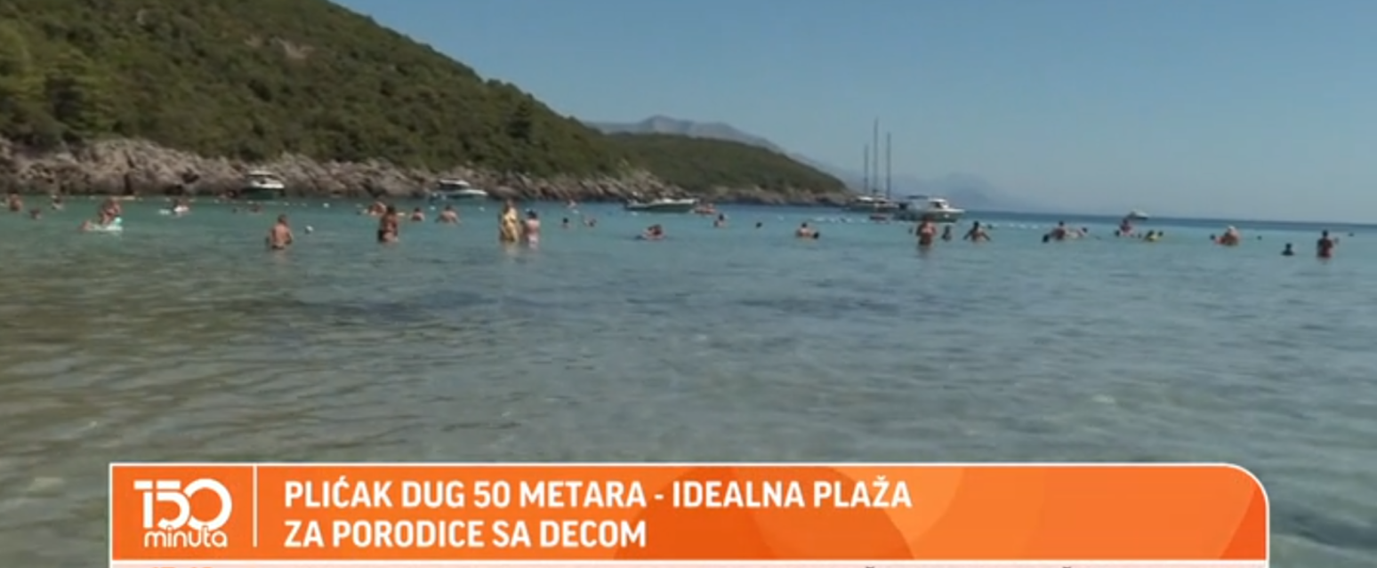 Ova plažu zovu "crnogorski Maldivi" : Plićak dug čak 50 metara VIDEO