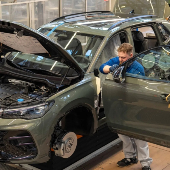 Volkswagen ima 60% više radnika od Toyote, a pravi manje automobila – evo i zašto