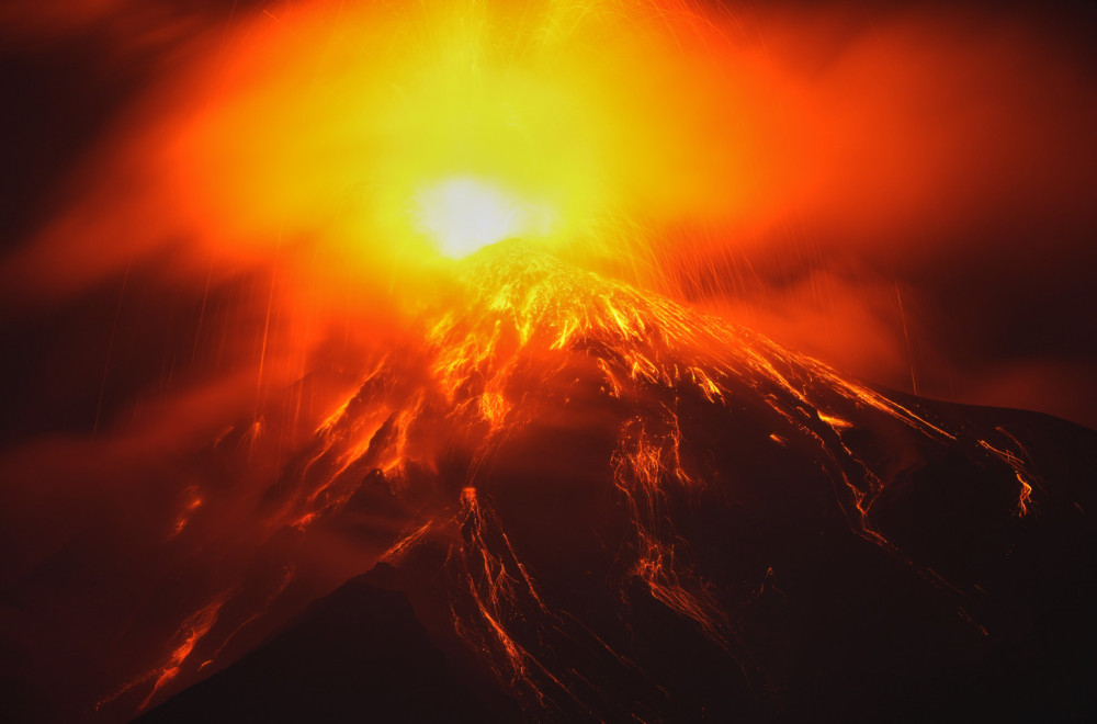 Eruptirao Fuego; Najviši nivo uzbune – evakuisano najmanje 1.700 ljudi FOTO/VIDEO