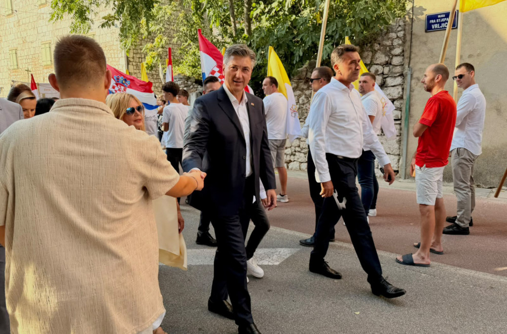 Hrvatska slavi "Oluju"; Prisutan ceo državni vrh i crnogorski zvaničnik; Jezive izjave Milanovića i Plenkovića