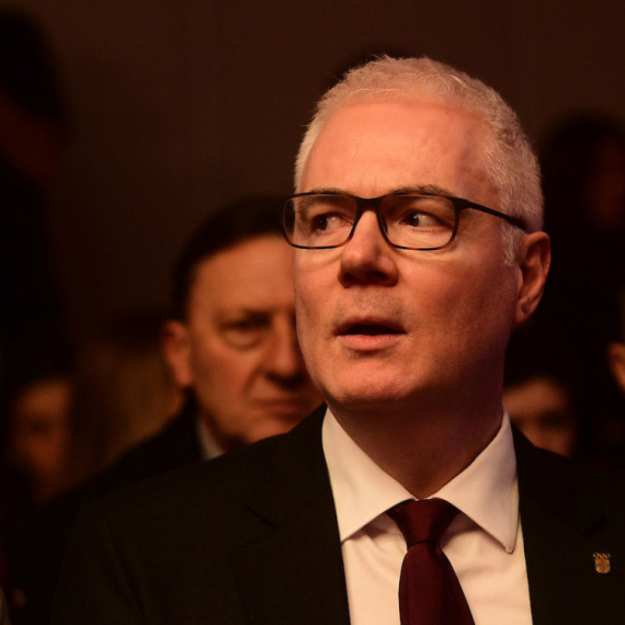 Predsednik OKS Dejan Tomašević posetio srpske strelce