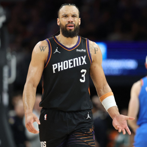 Finiks ne pušta Bruksa: Za tri godine – 73 miliona