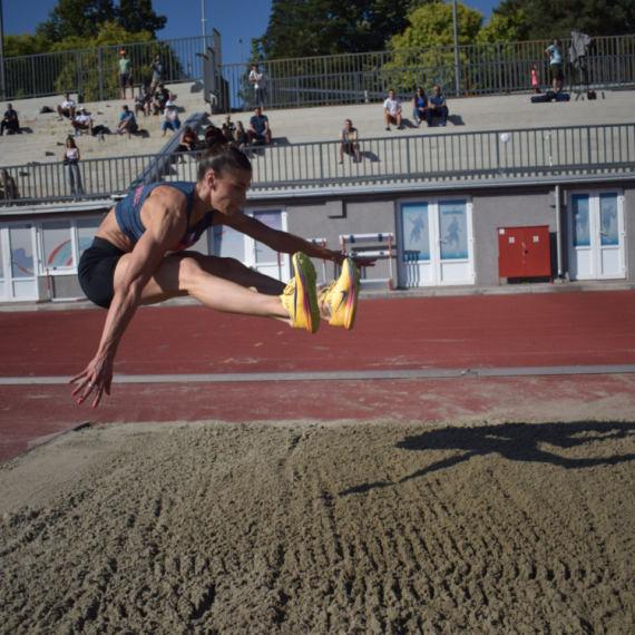Ivana Španović rutinski do finala u Birmingemu