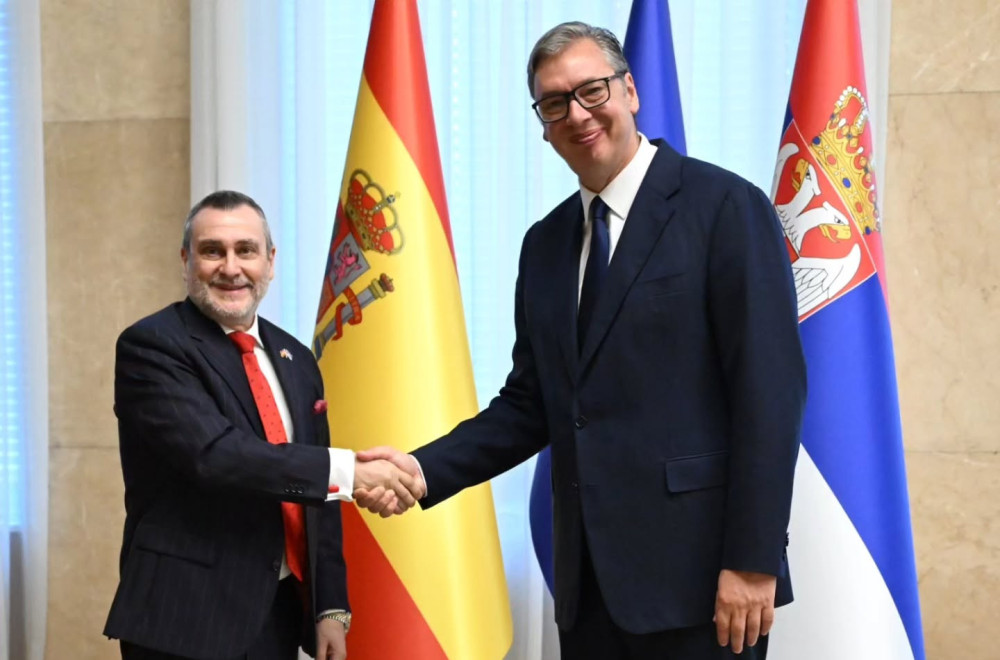 Vučić sa odlazećim ambasadorom Španije: "Iskrena i nedvosmislena međusobna podrška sve zemlje" FOTO
