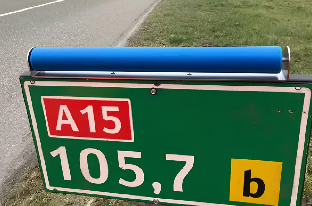 Zašto Holanđani postavljaju valjke na saobraćajne znakove? Razlog je neočekivan