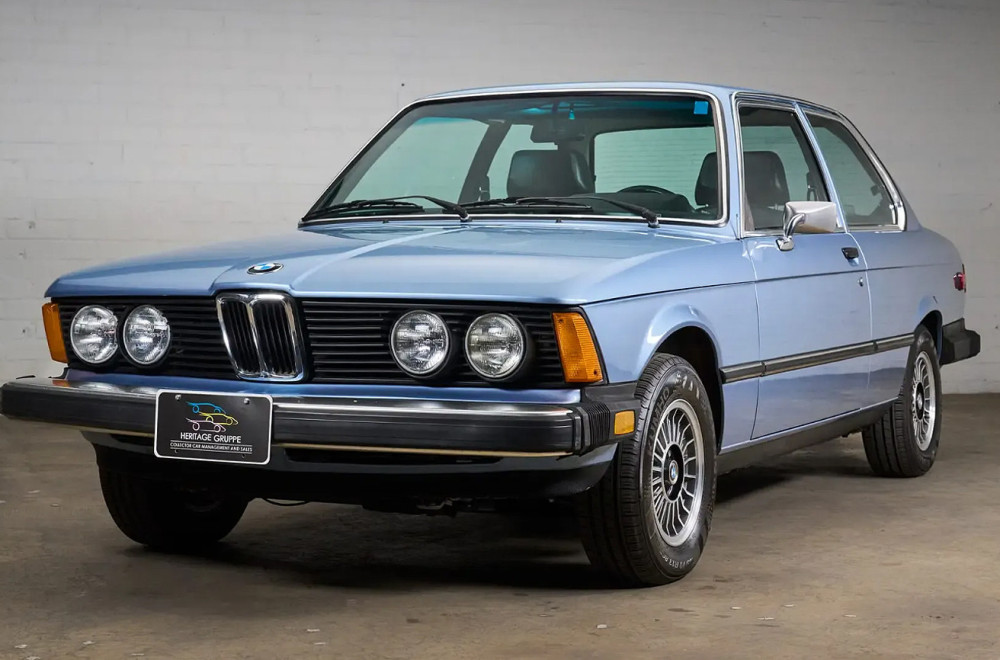 BMW iz 1977. prešao samo 14.500 km – izgleda kao da je upravo izašao iz salona FOTO
