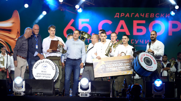 Srbija ima novu zlatnu trubu: Vladimir Kuzmanović osvojio publiku u Guči, završen 65. Dragačevski sabor