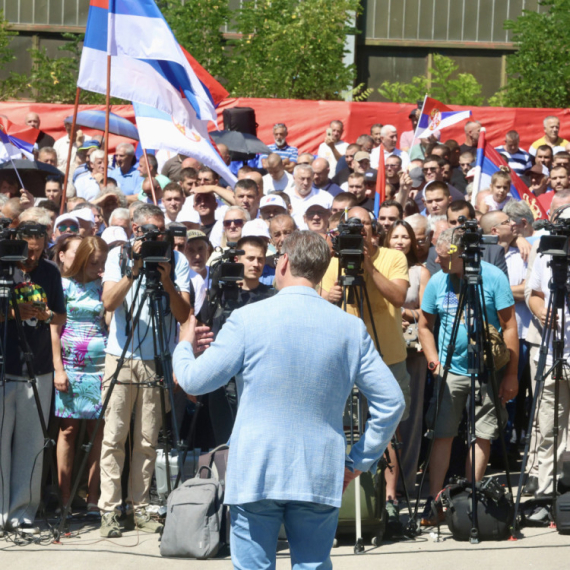 "Nikome ne pretim, samo rešavamo vodotokove na teritoriji Srbije"