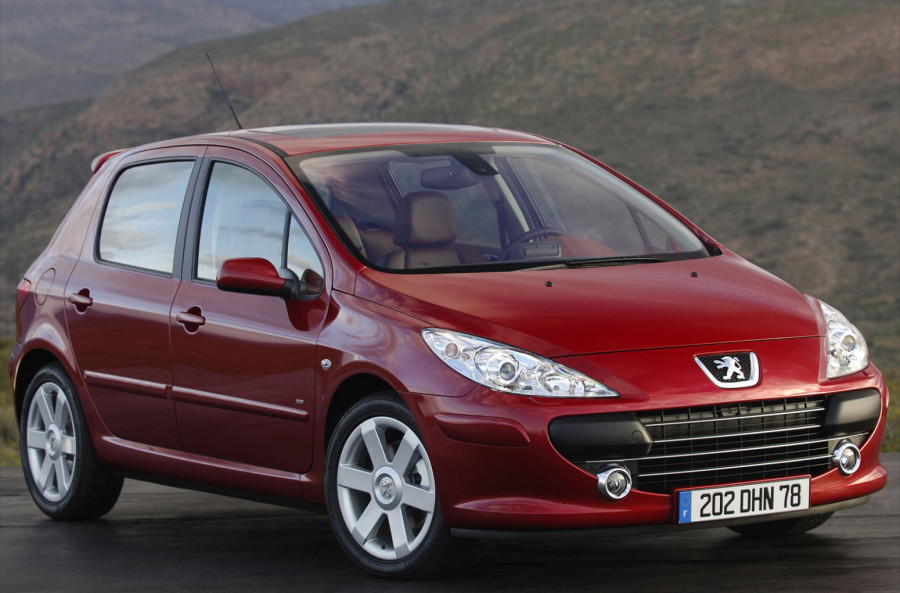 Koji auto kupiti za 3.000 evra? Mehaničar nema dilemu