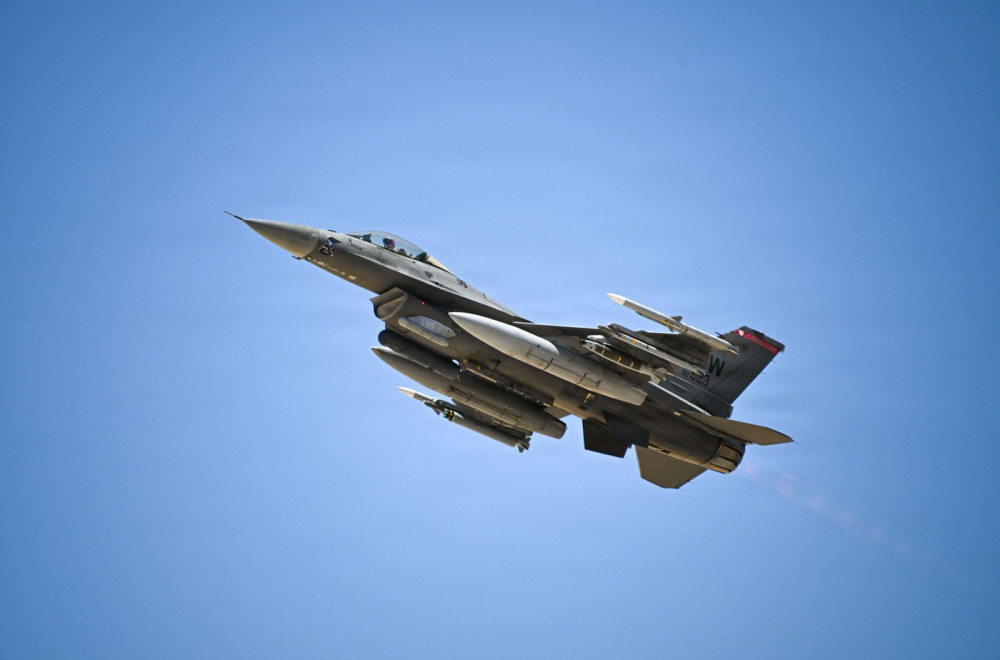 Srušio se F-16 VIDEO