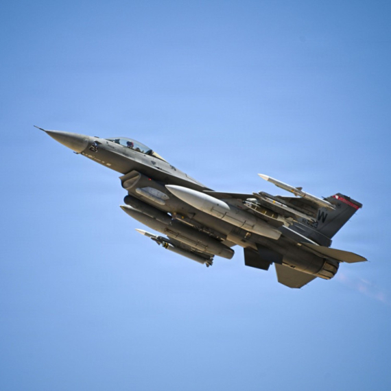 Srušio se F-16 VIDEO