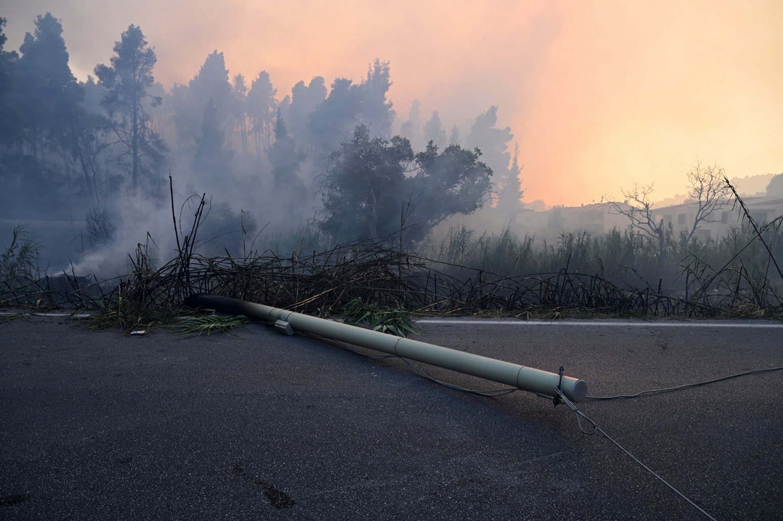 Siviri in flames, dramatic footage emerges: Houses burning, Serbs caught in the blaze VIDEO