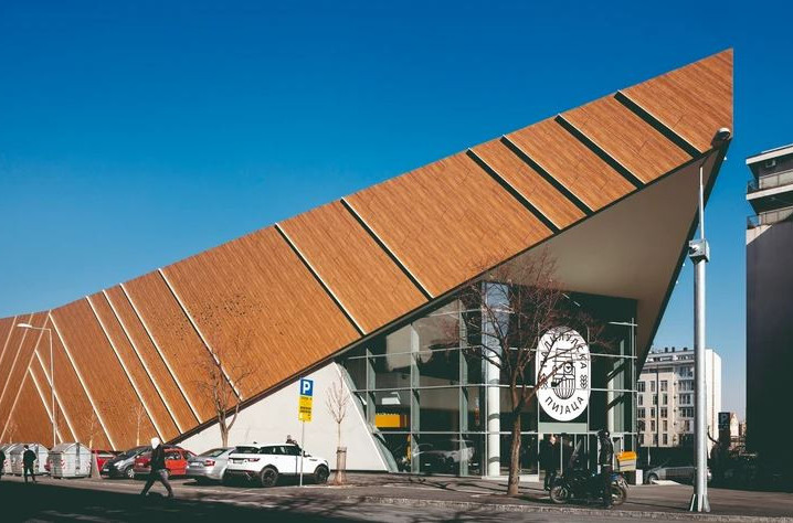 Puklo staklo na Palilulskoj pijaci: Oglasili se iz JKP "Beogradske pijace" – ulaz bezbedan, nova okna stižu
