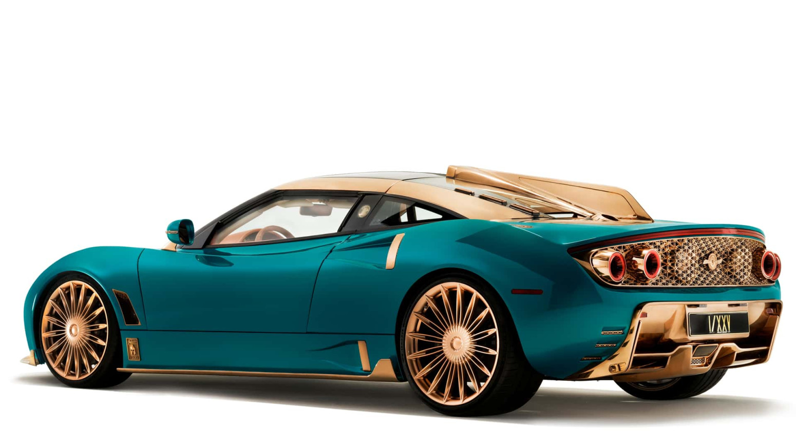 Povratak iz mrtvih: Spyker predstavio zver od 800 KS sa tri pedale FOTO