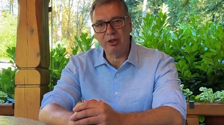 Vučić o jeftinijim lekovima: Država daje 32 miliona evra, to je trajna mera, ostaje zauvek VIDEO