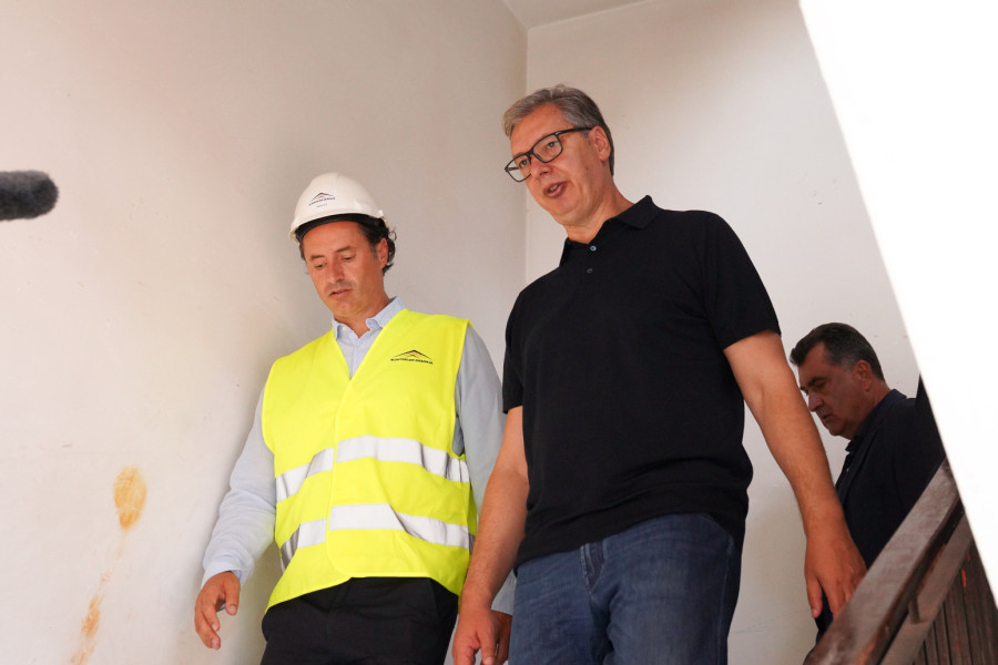 Vučić obišao radove na izgradnji Tiršove 2: 65.000 kvadrata za svu decu Srbije VIDEO