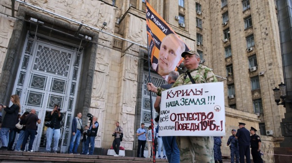 Tense meeting in Moscow PHOTO/VIDEO