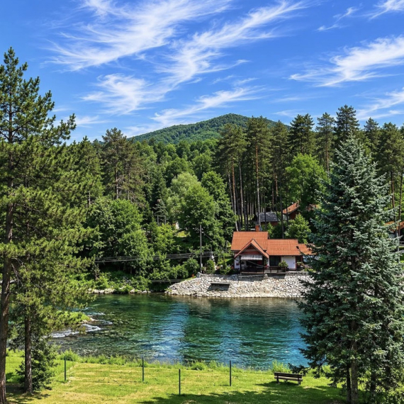 Banja u Srbiji ima specijalne terapije za krvne sudove, ali i okruženje koje će vas oduševiti FOTO