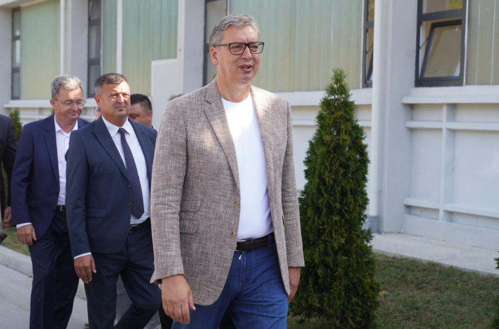 Vučić: Na portal "Ko si bre ti" stiglo 16.850 prijava