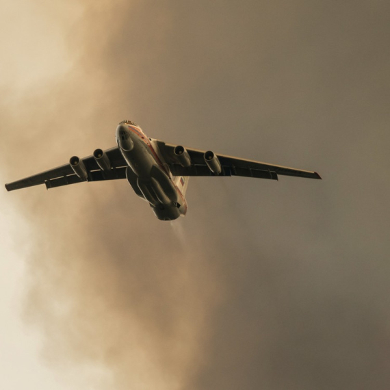 Ruski "Iljušin" protiv vatrenog čudovišta FOTO/VIDEO