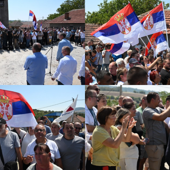 Vučić prvi predsednik koji je posetio Strezovce: Dočekao ga veliki broj ljudi; Razgovarao sa meštanima VIDEO