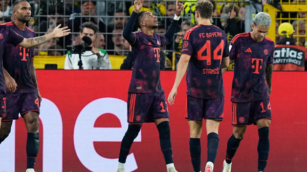 Bajern nastavio da "maltretira" Dortmund