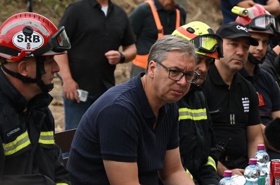 Vučić o blokaderima: "Postoje ljudi koji su zarad političkih fotelja spremni da urade sve protiv svoje zemlje"