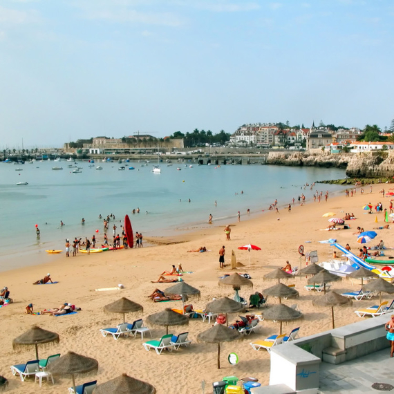 Ležaljke 200 evra, ručak 100: Nije ni čudo što nema turista FOTO