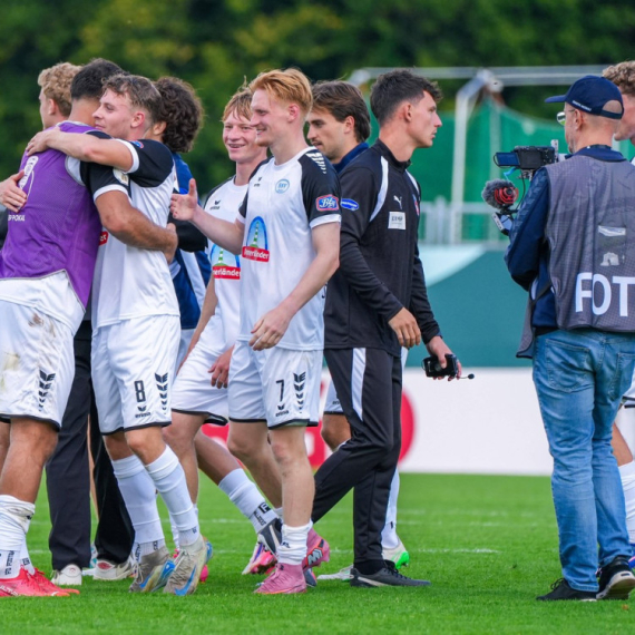 Puče bruka i petarda – poluamateri osramotili prošlosezonskog bundesligaša