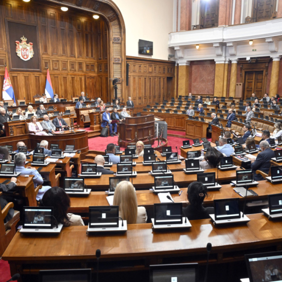 Sednica Skupštine Srbije: U toku rasprava po amandmanima na predlog rebalansa budžeta