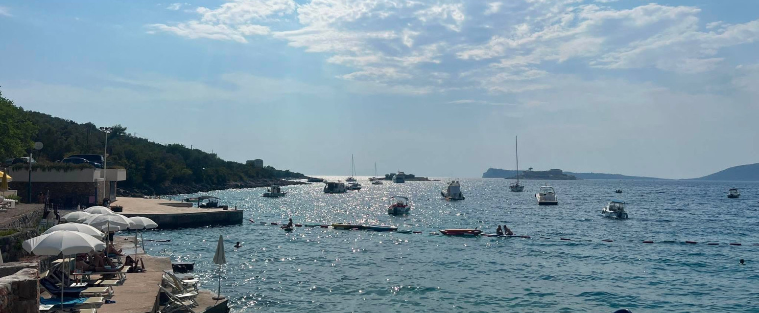 Jedna posebna legenda vezana je za plažu kod Herceg Novog: Srbi je obožavaju FOTO