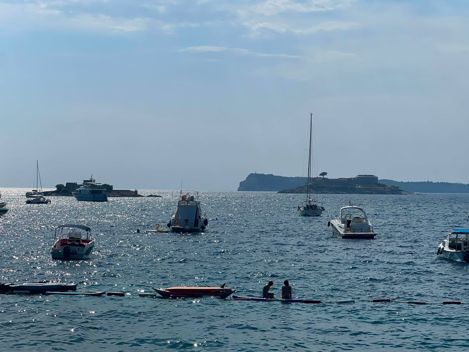 Jedna posebna legenda vezana je za plažu kod Herceg Novog: Srbi je obožavaju FOTO