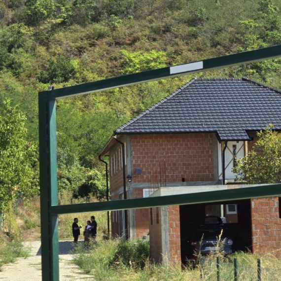 Slučaj "Lutajućeg reportera"; Samozvani novinar pokidao trake inspekcije, inspektori ponovo izašli na teren